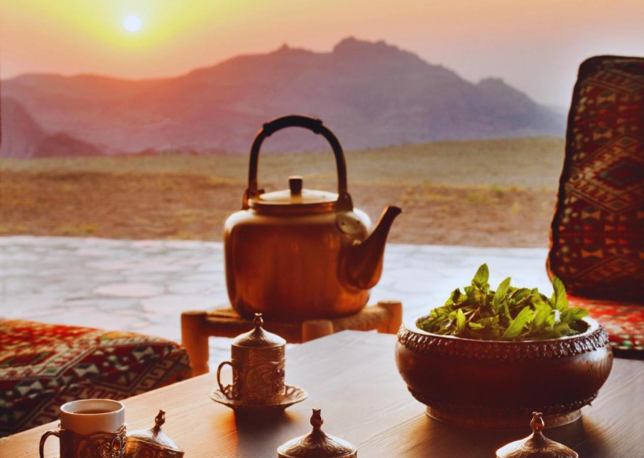 Hotel Grand Mercure Petra Wadi Musa Zewnętrze zdjęcie